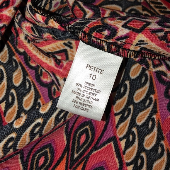 Patterned Dress - Picture 5 of 5